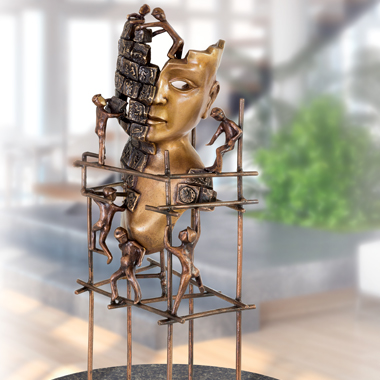 Bronzefigur von Robert Simon